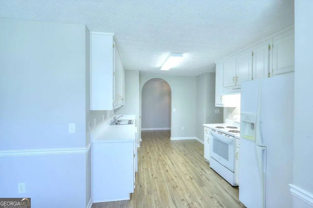 4160 Janel LN Loganville, GA 30052