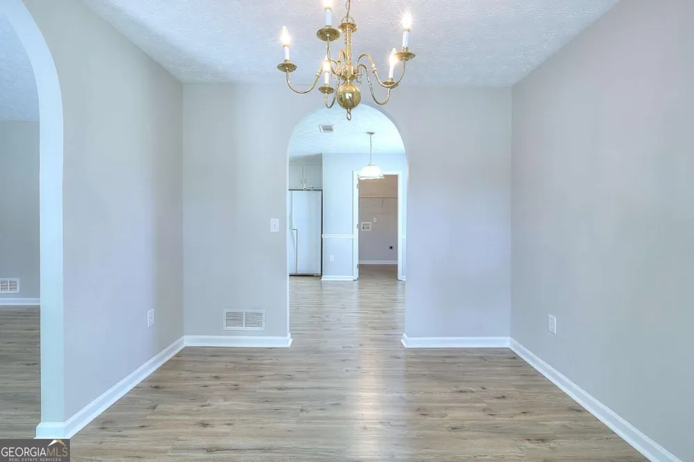 4160 Janel LN Loganville, GA 30052