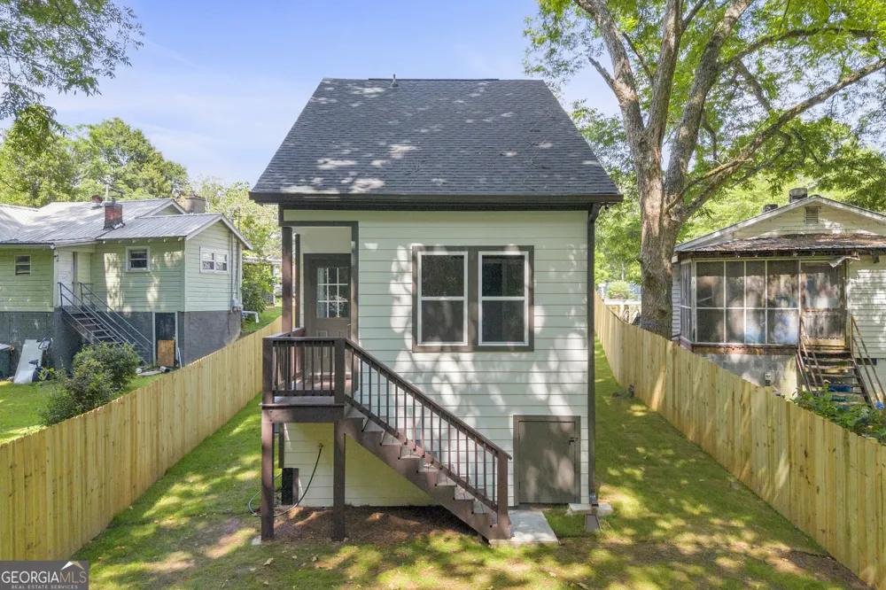 114 Emily ST Toccoa, GA 30577