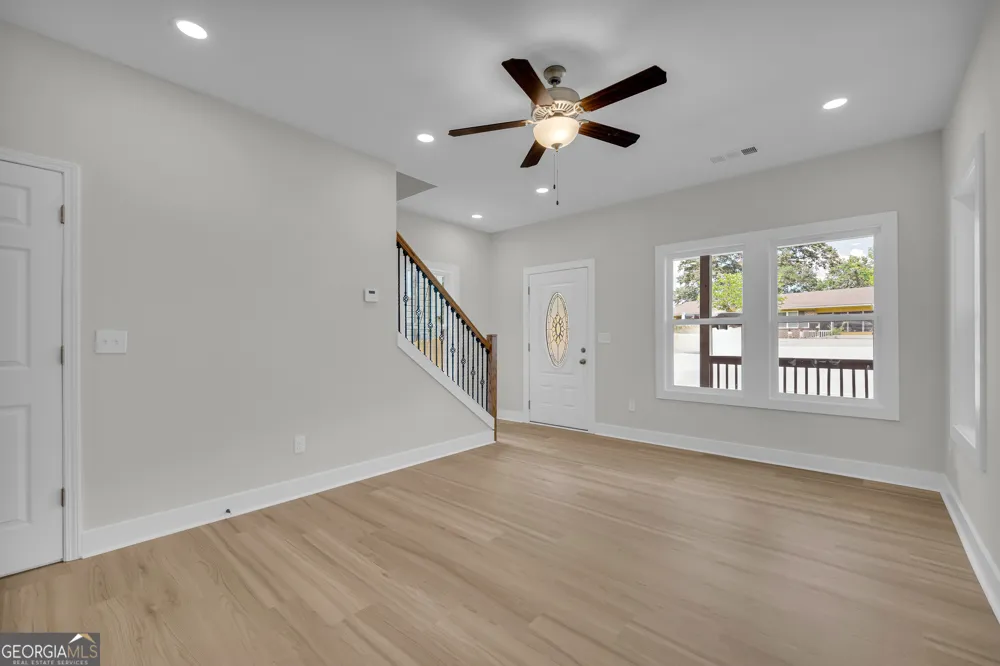 114 Emily ST Toccoa, GA 30577