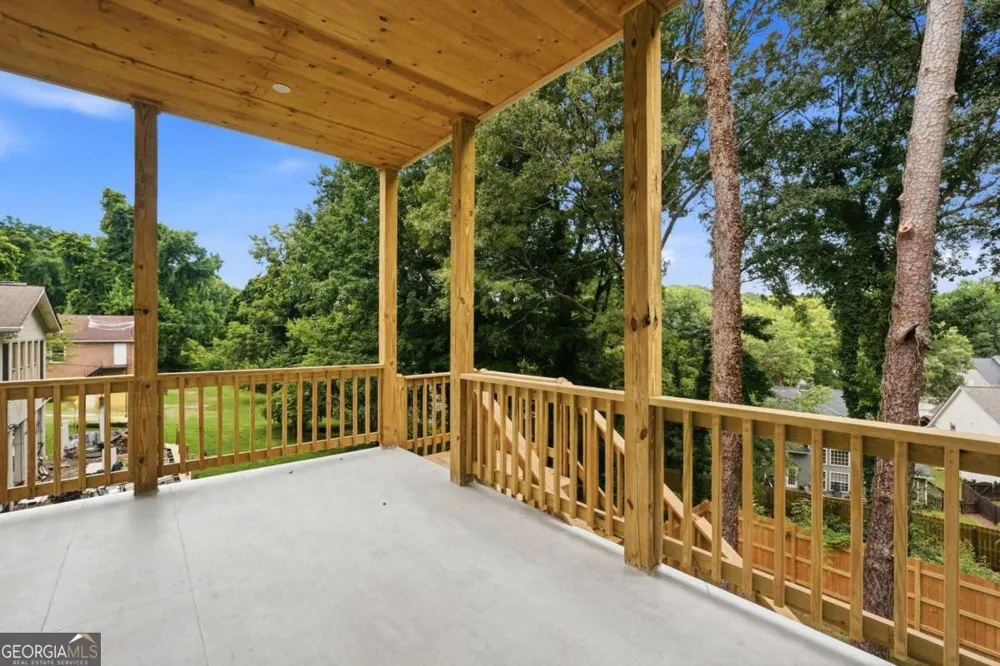 1361 Warren AVE Scottdale, GA 30079