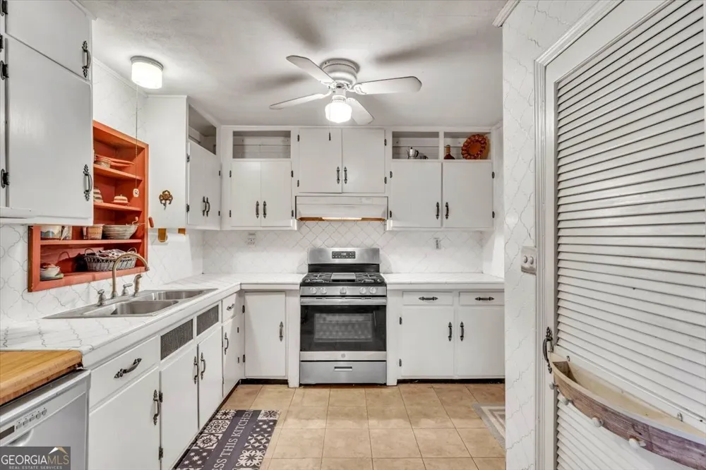 523 Hickory Bluff DR Waverly, GA 31565