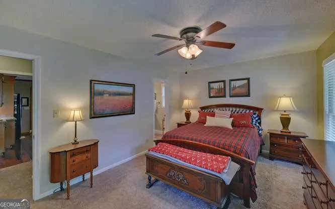 246 Harvey LN Lavonia, GA 30553