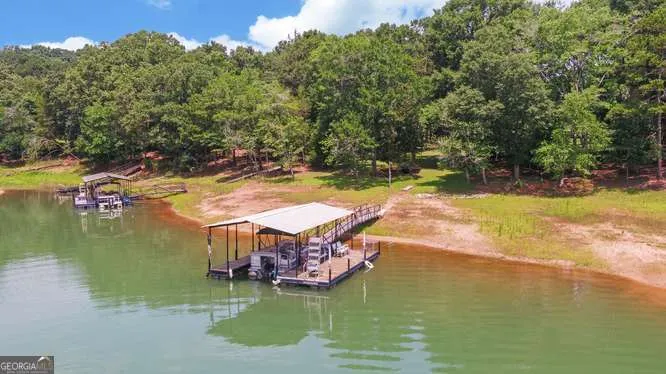 246 Harvey LN Lavonia, GA 30553