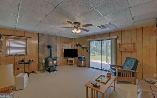 246 Harvey LN Lavonia, GA 30553