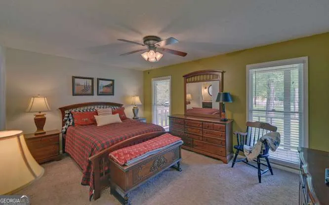 246 Harvey LN Lavonia, GA 30553