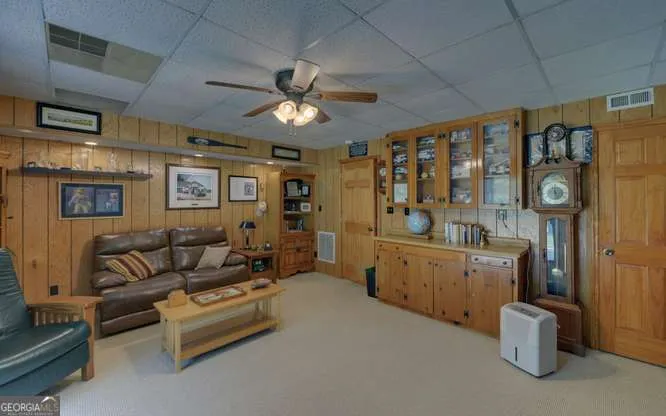 246 Harvey LN Lavonia, GA 30553
