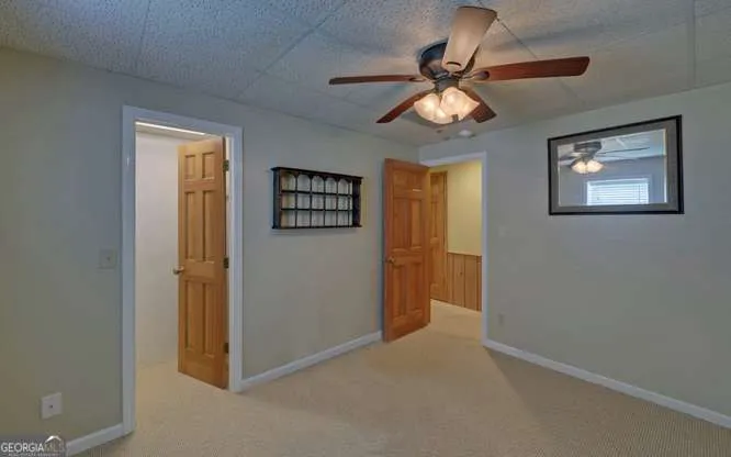 246 Harvey LN Lavonia, GA 30553