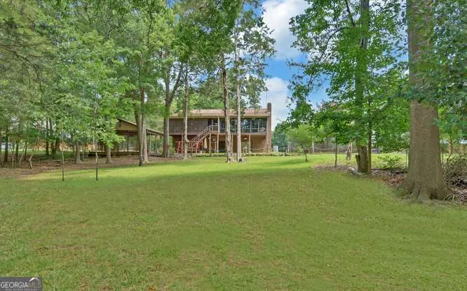 246 Harvey LN Lavonia, GA 30553