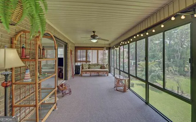 246 Harvey LN Lavonia, GA 30553