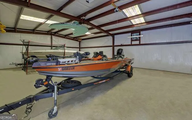 246 Harvey LN Lavonia, GA 30553