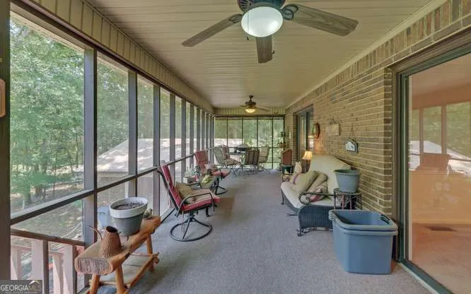 246 Harvey LN Lavonia, GA 30553