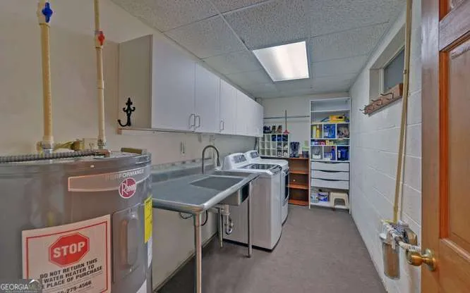 246 Harvey LN Lavonia, GA 30553