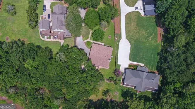 246 Harvey LN Lavonia, GA 30553