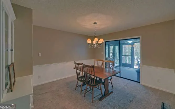 246 Harvey LN Lavonia, GA 30553