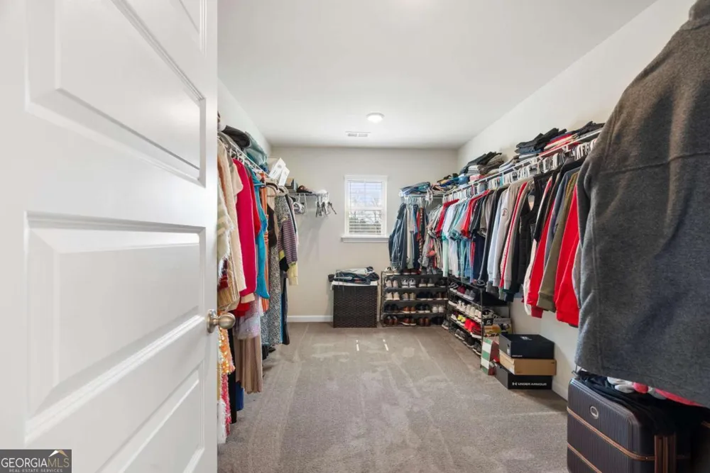 113 Mcginnis CIR Calhoun, GA 30701