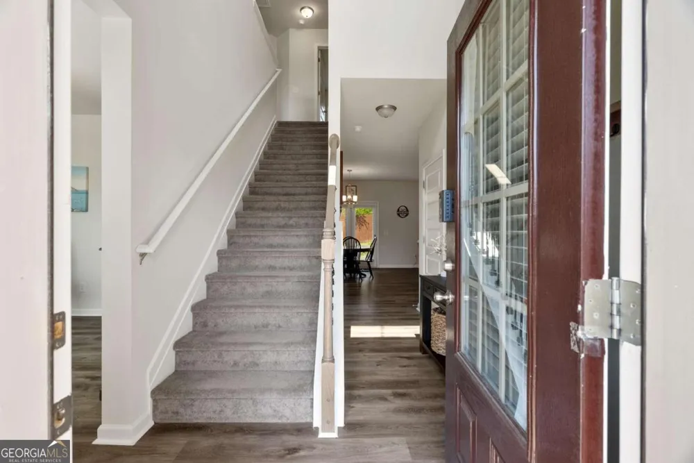 113 Mcginnis CIR Calhoun, GA 30701