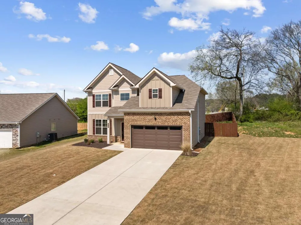 113 Mcginnis CIR Calhoun, GA 30701
