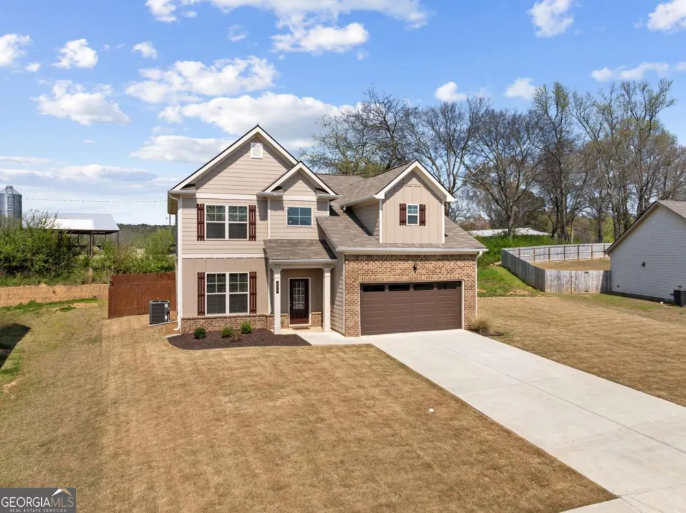 113 Mcginnis CIR Calhoun, GA 30701