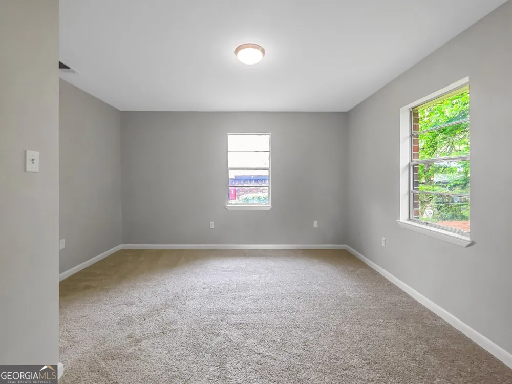 3911 5th ST Savannah, GA 31408