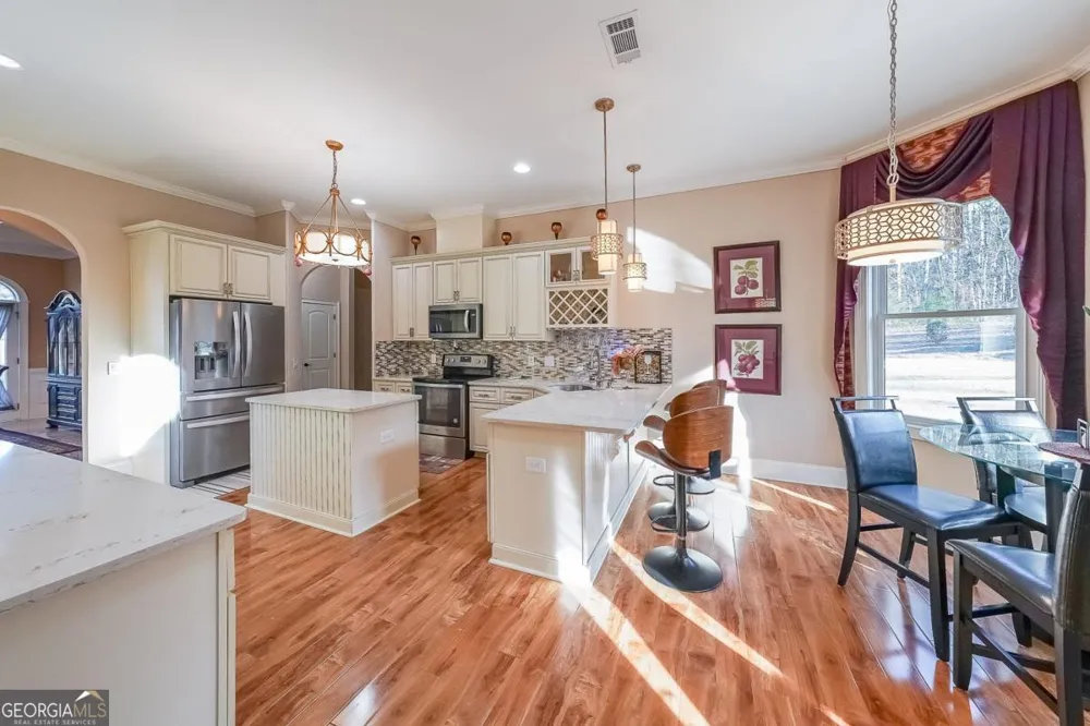 2425 Wild Oak CT Stockbridge, GA 30281