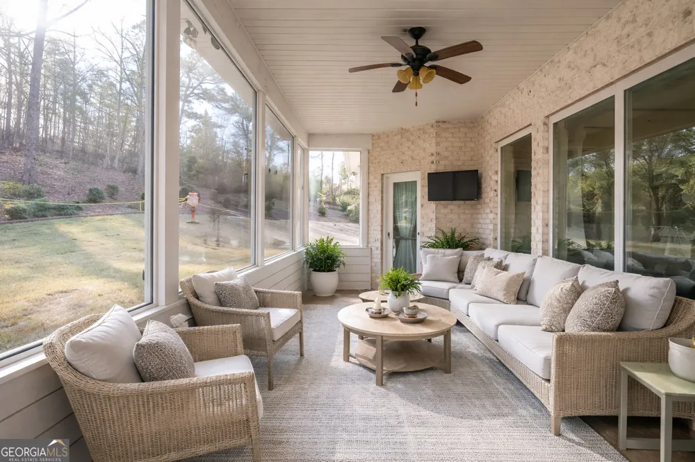 2425 Wild Oak CT Stockbridge, GA 30281