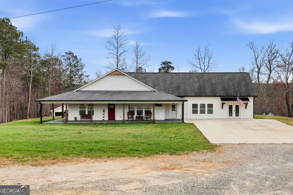 1100 Soap Creek RD Ball Ground, GA 30107