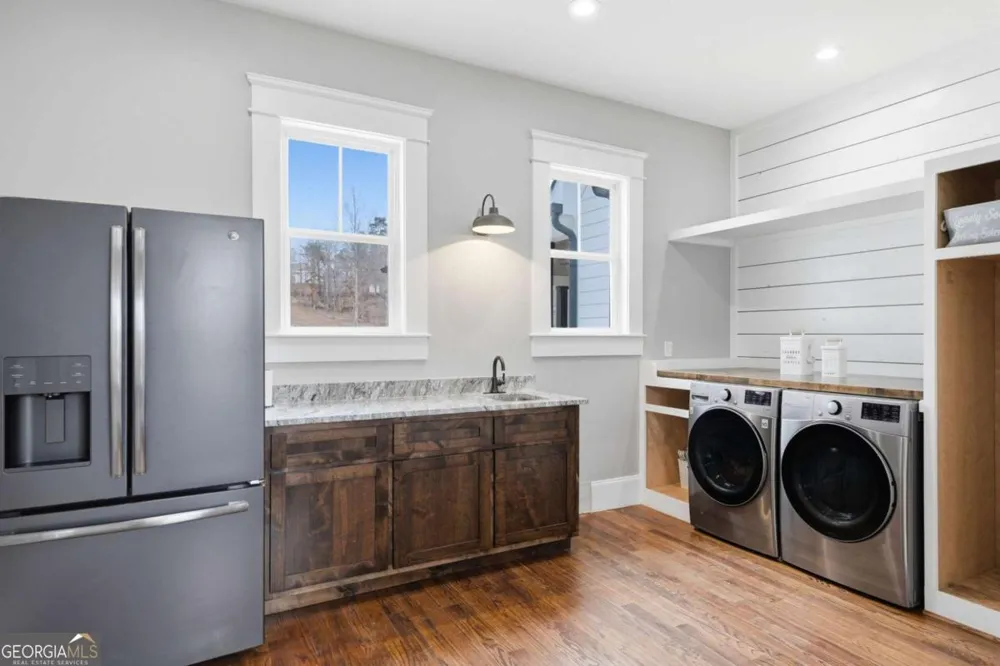 1100 Soap Creek RD Ball Ground, GA 30107