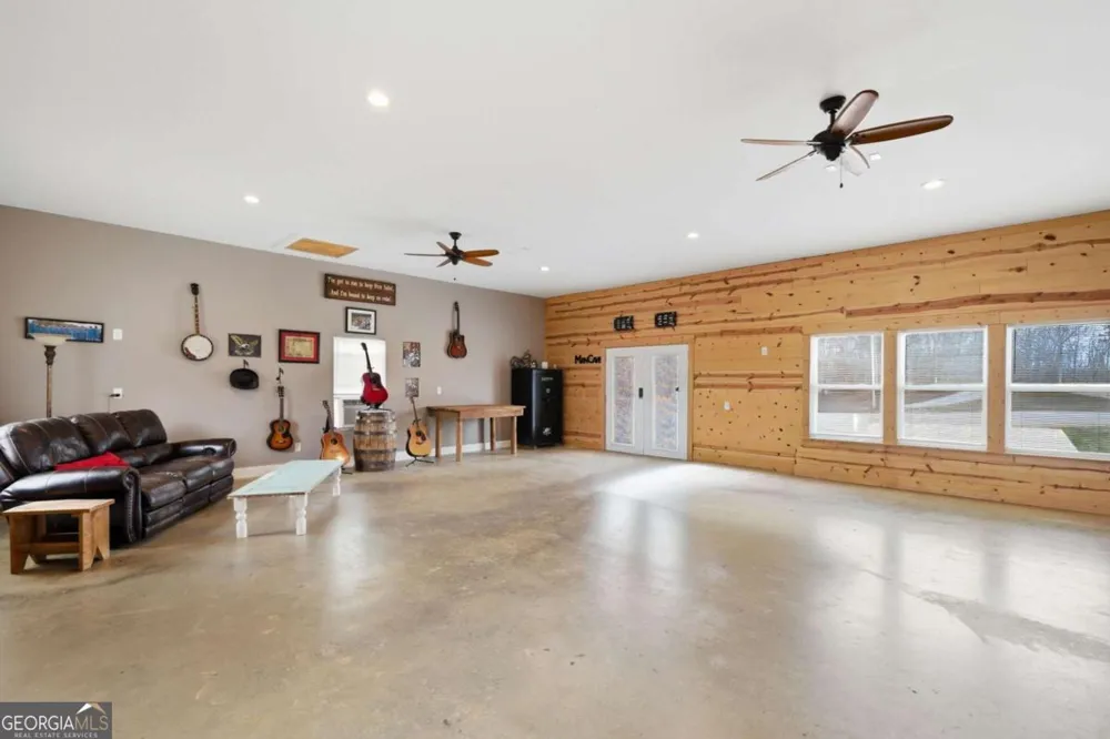 1100 Soap Creek RD Ball Ground, GA 30107
