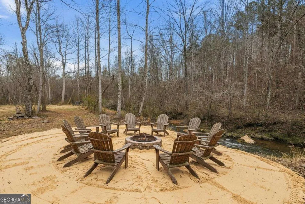 1100 Soap Creek RD Ball Ground, GA 30107