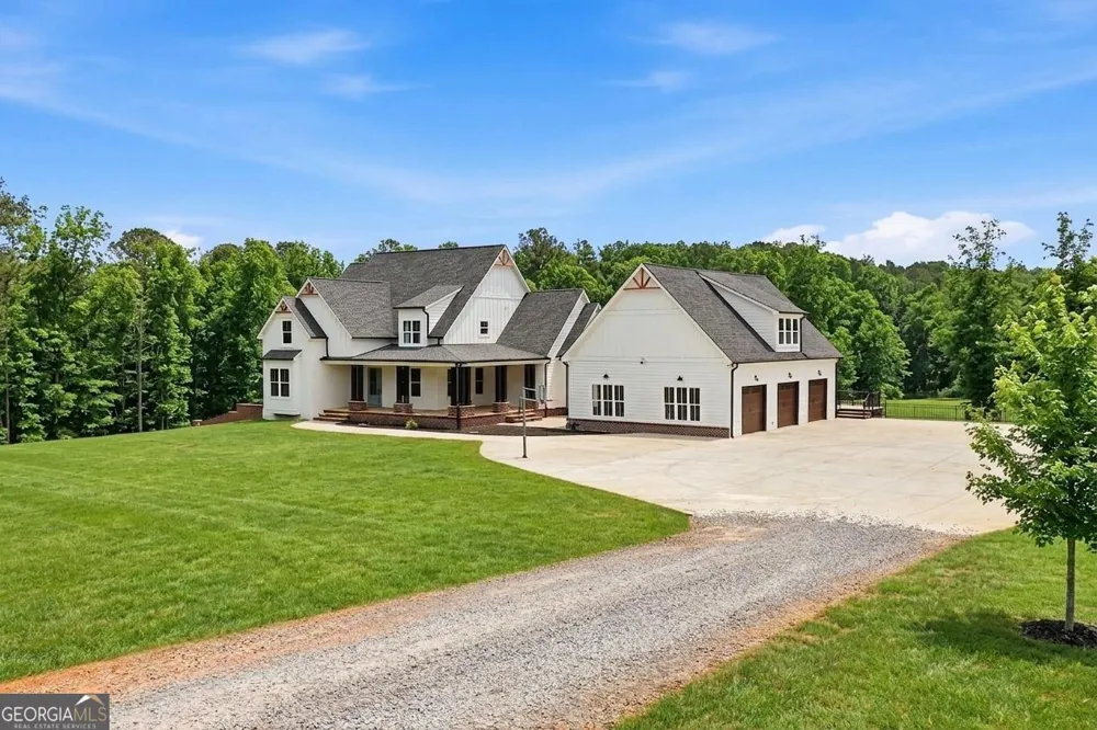 1100 Soap Creek RD Ball Ground, GA 30107