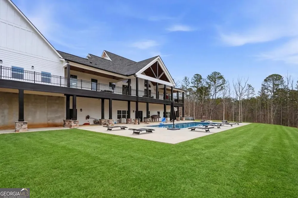 1100 Soap Creek RD Ball Ground, GA 30107