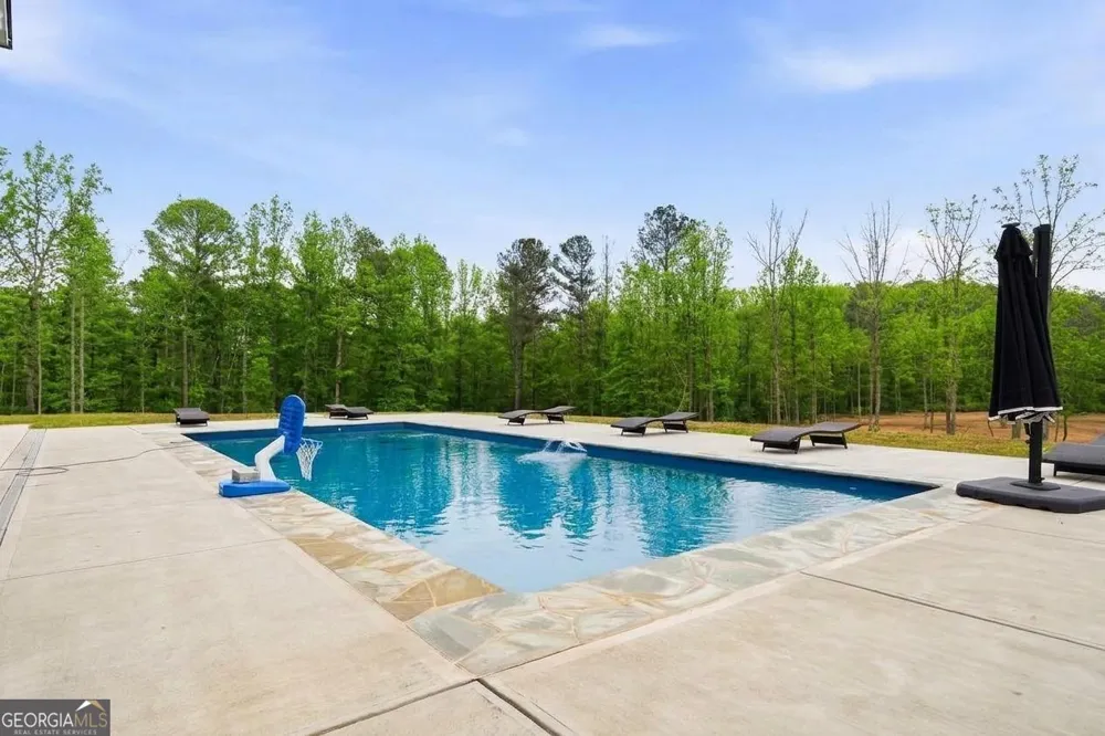 1100 Soap Creek RD Ball Ground, GA 30107