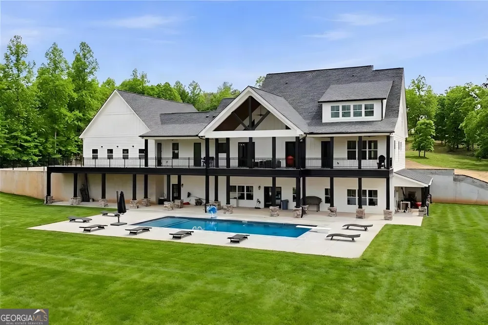 1100 Soap Creek RD Ball Ground, GA 30107