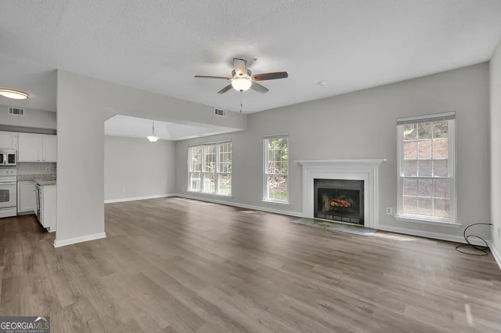 3067 Steeplechase Alpharetta, GA 30004