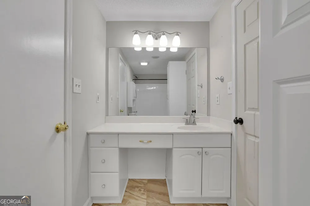 3067 Steeplechase Alpharetta, GA 30004