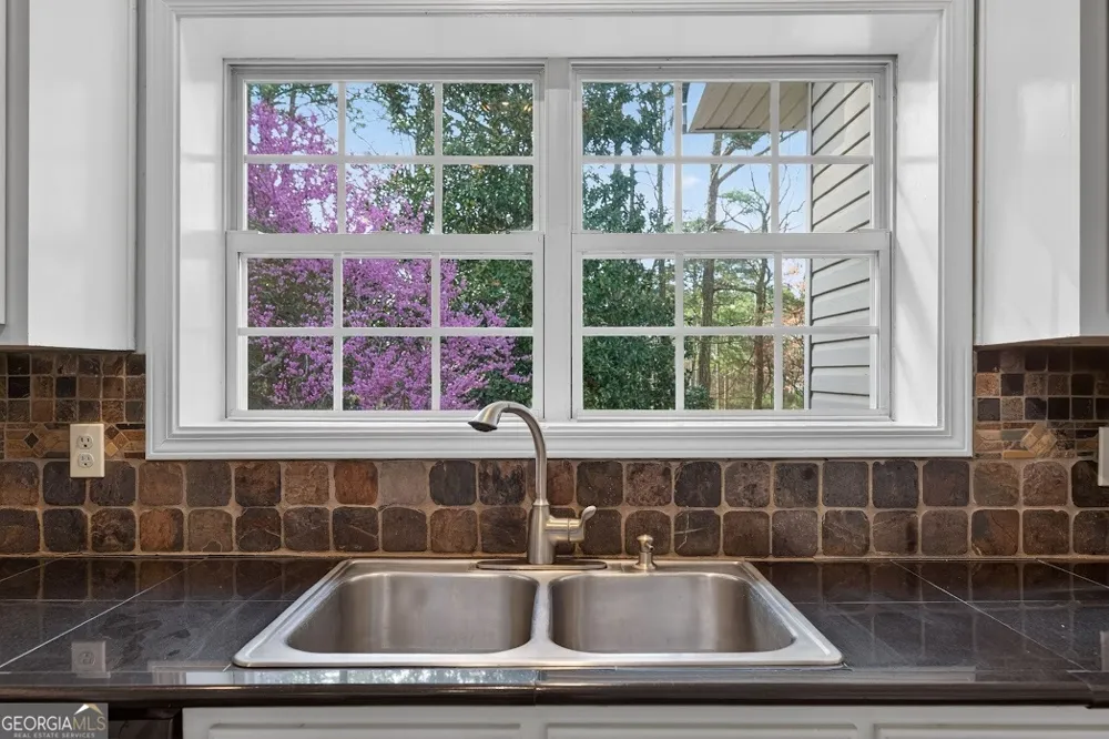 8993 Dornoch CIR Winston, GA 30187