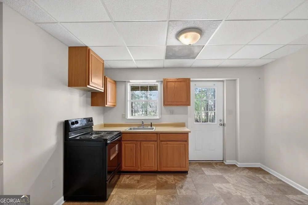 8993 Dornoch CIR Winston, GA 30187