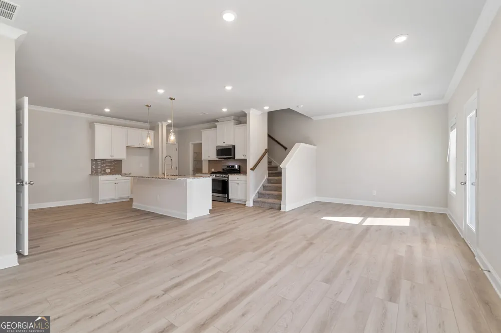 19 Butternut WAY Auburn, GA 30011