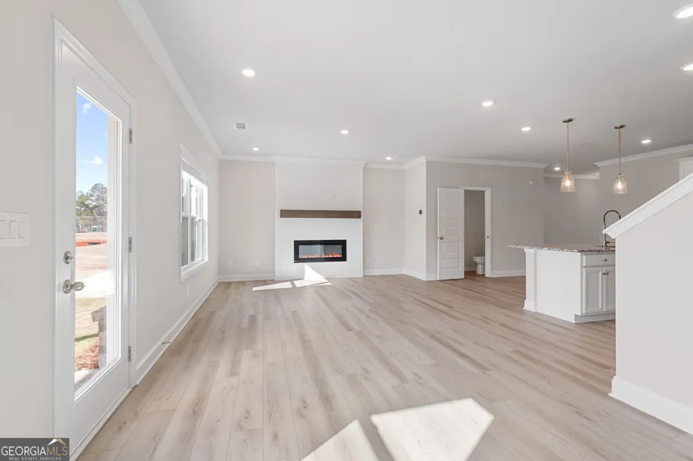 19 Butternut WAY Auburn, GA 30011