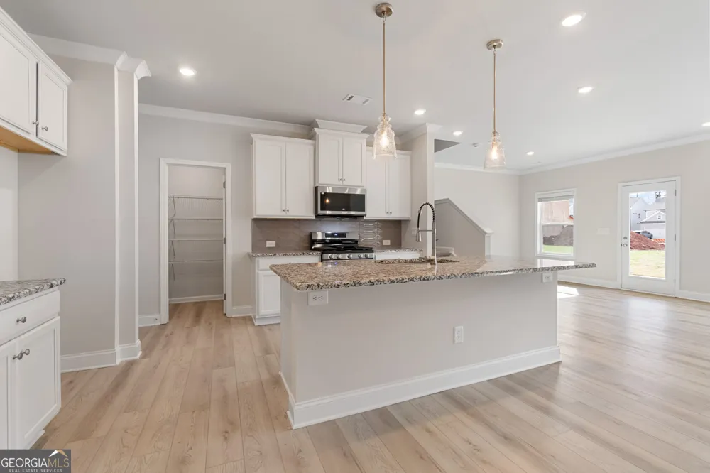 19 Butternut WAY Auburn, GA 30011
