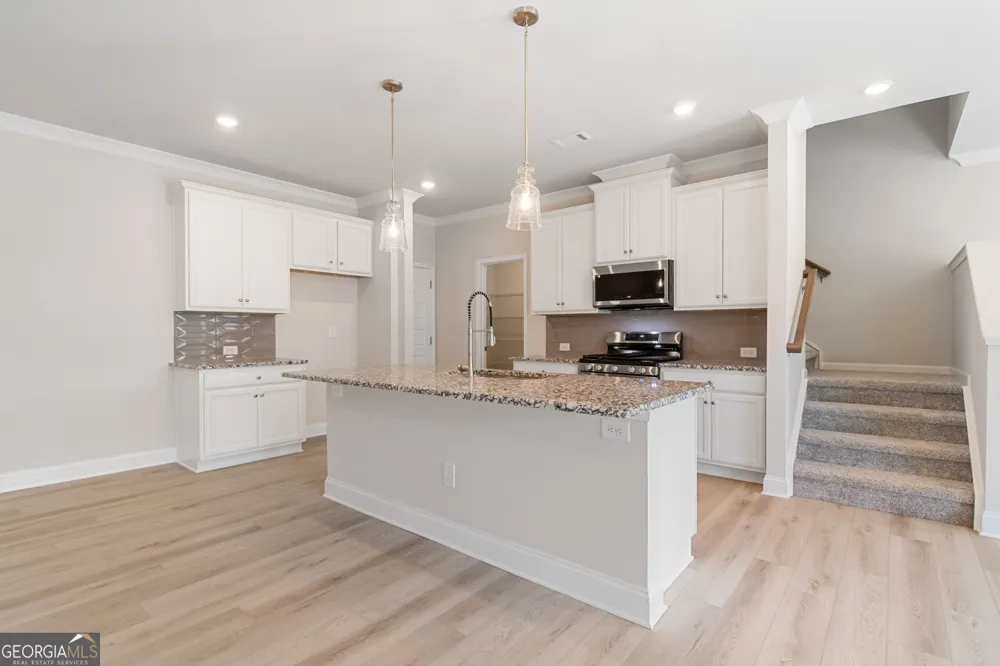 19 Butternut WAY Auburn, GA 30011