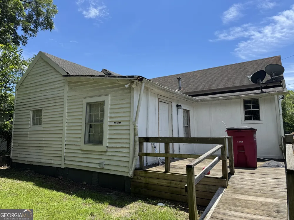 1539 Walnut ST Macon, GA 31201