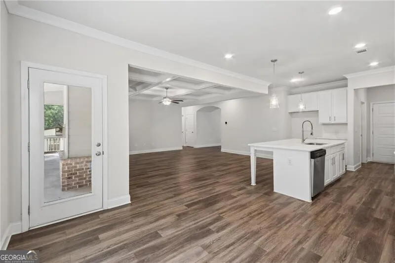 1581 Branthaven LN Auburn, GA 30011