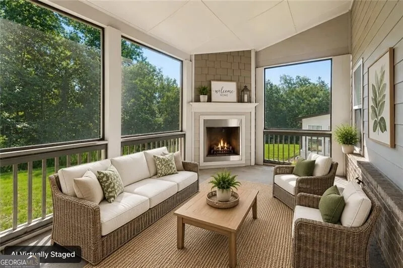 1581 Branthaven LN Auburn, GA 30011