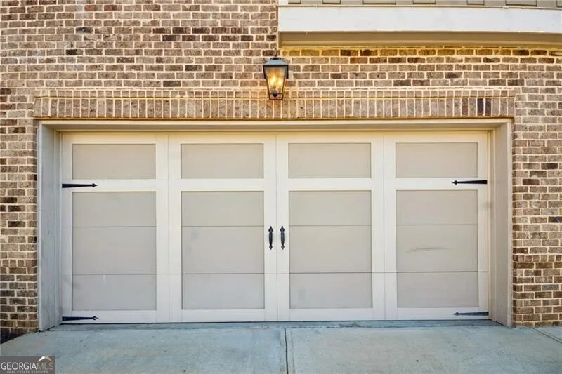 1581 Branthaven LN Auburn, GA 30011