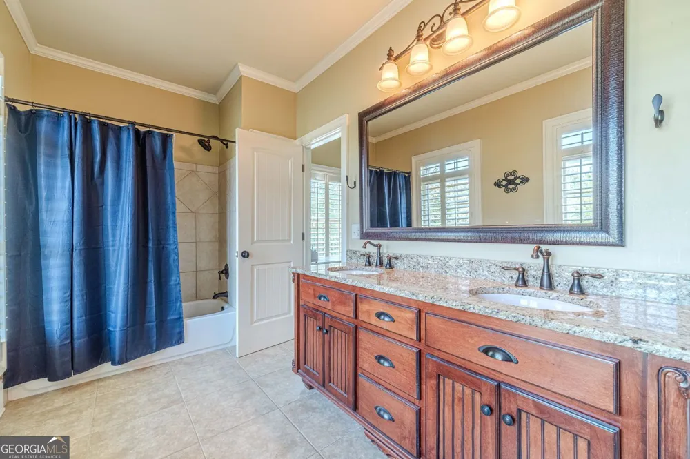 2124 Stonegate WAY Monroe, GA 30656