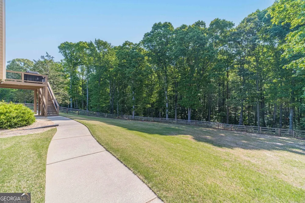 2124 Stonegate WAY Monroe, GA 30656