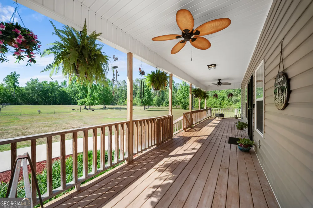 452 Joe Oglesby RD Portal, GA 30450