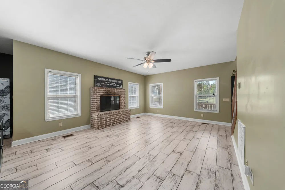 452 Joe Oglesby RD Portal, GA 30450
